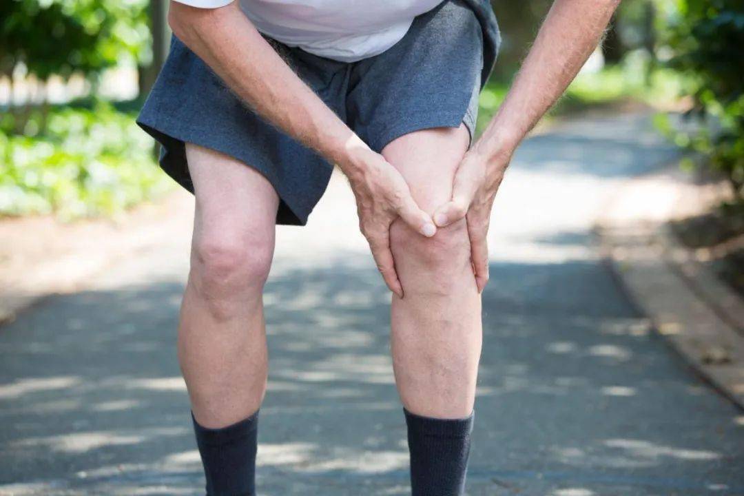 为什么很多人跑步膝盖会受伤?
