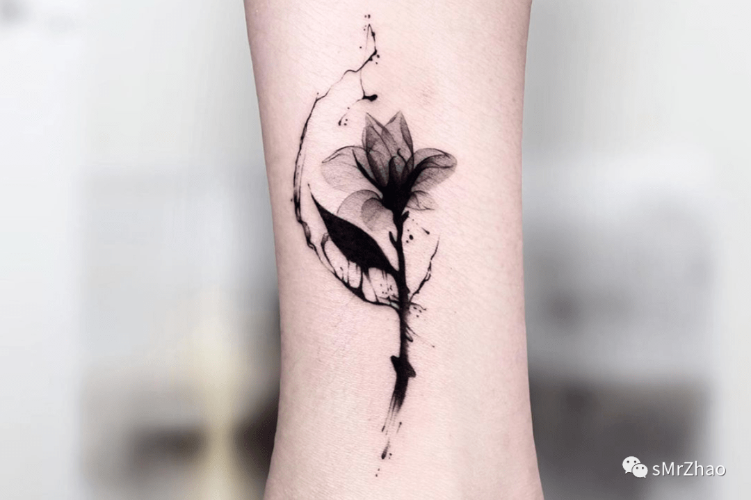 smrzhao纹身推荐第269期黑白线条水滴飞溅静物设计感纹身