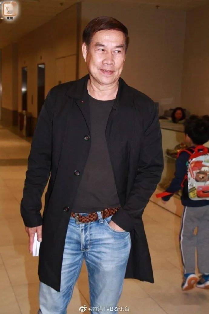 同老婆吵大架白彪很生气扔花樽差点要离婚