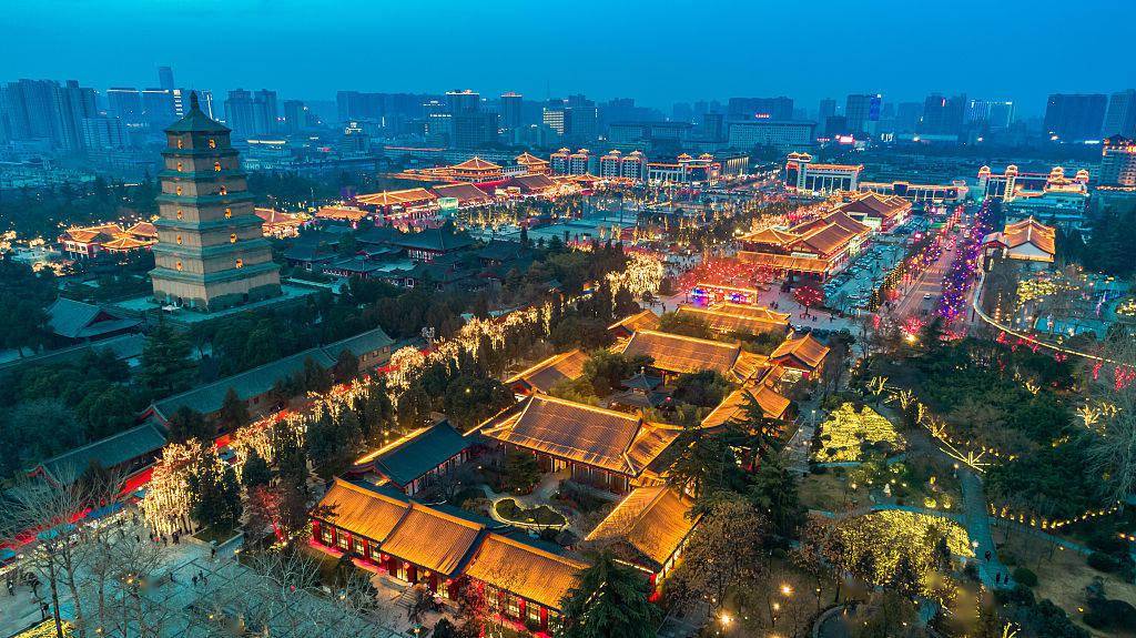 航拍西安大唐不夜城,年味十足.(来源:视觉中国)