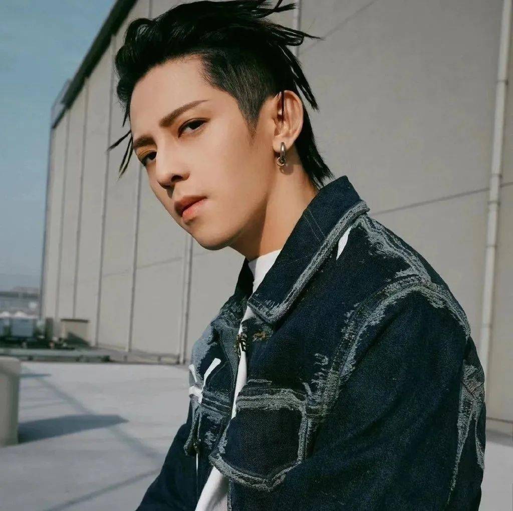 微信头像符龙飞