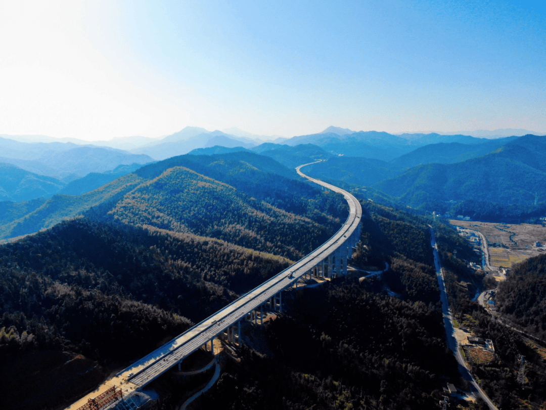 视觉交通萍莲高速公路雏形初展