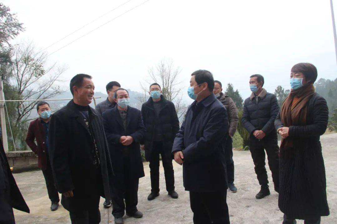 丰都县委书记徐世国统筹抓好当前各项重点工作