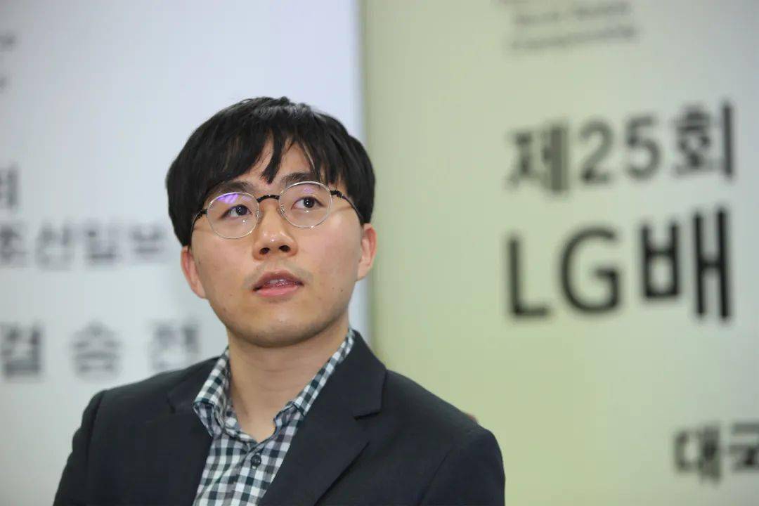 申旻埈:超水平发挥夺冠 第2局是分水岭_柯洁