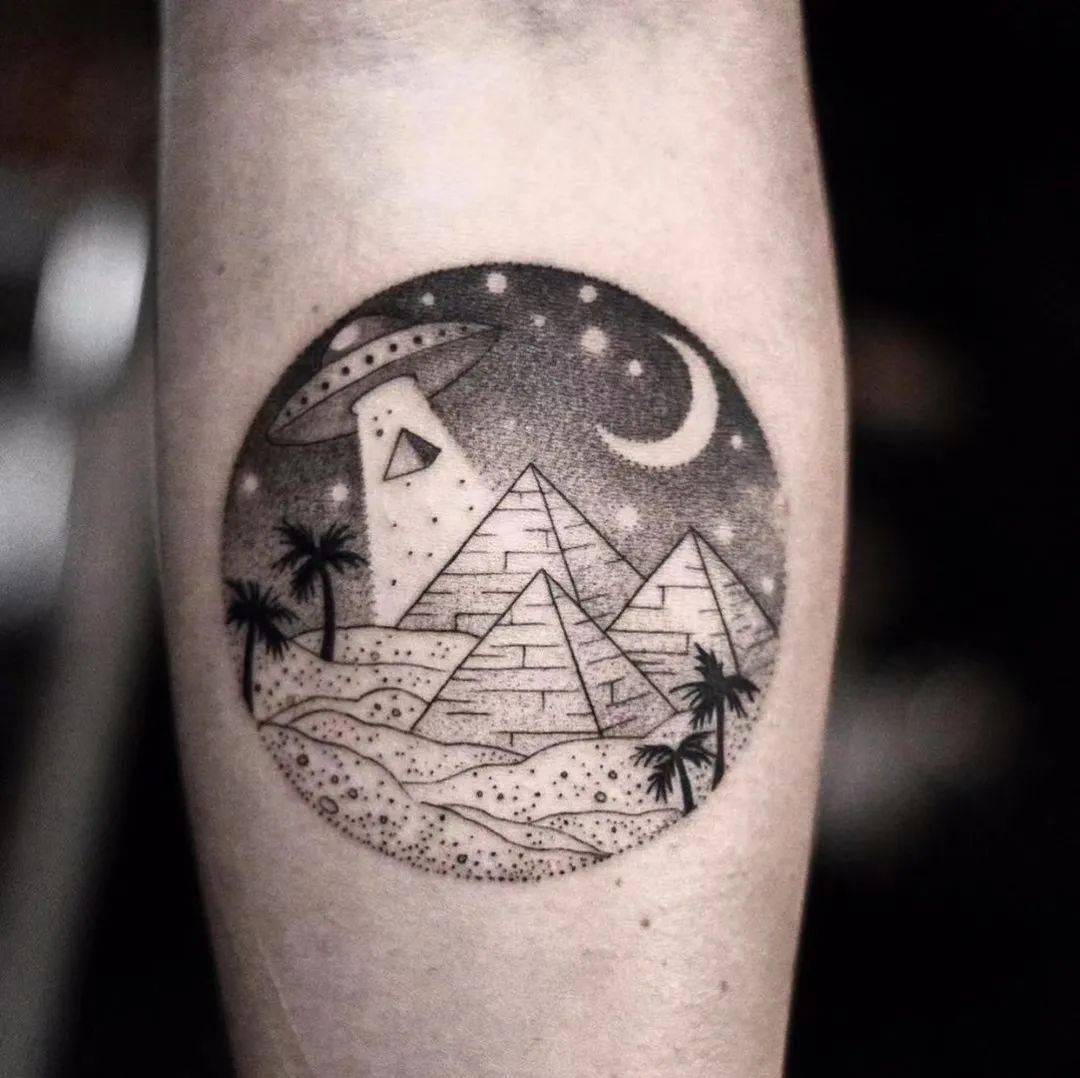 来自地外的不明飞行物ufo纹身