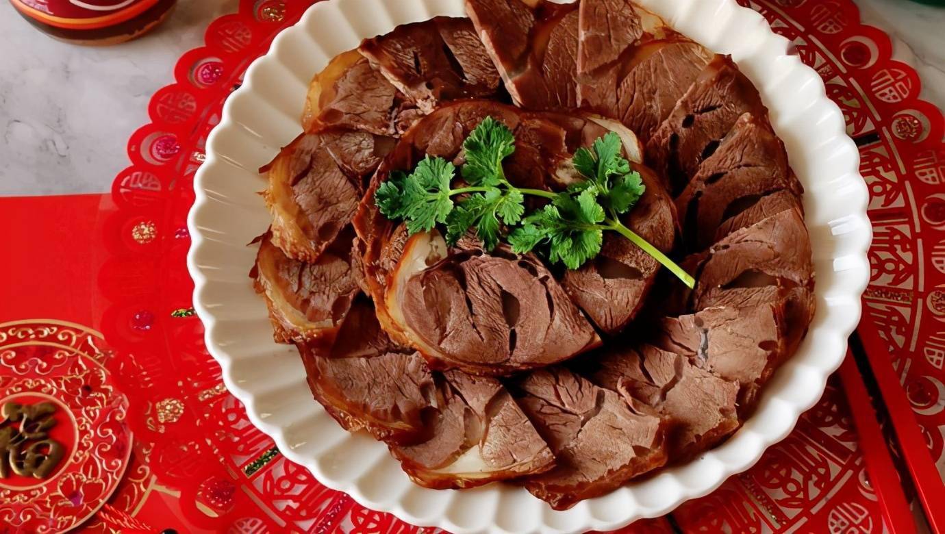 年夜饭硬菜牛气冲天酱牛肉强筋健骨美味难挡