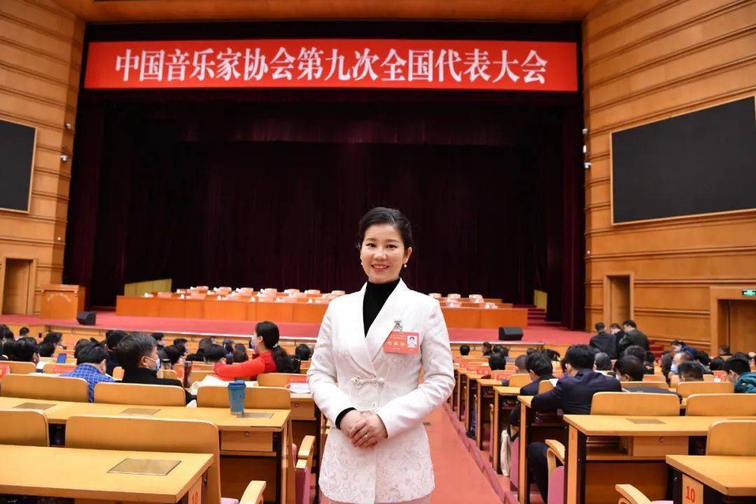 镇巴骄傲彭光琴赴京参加这场全国盛会