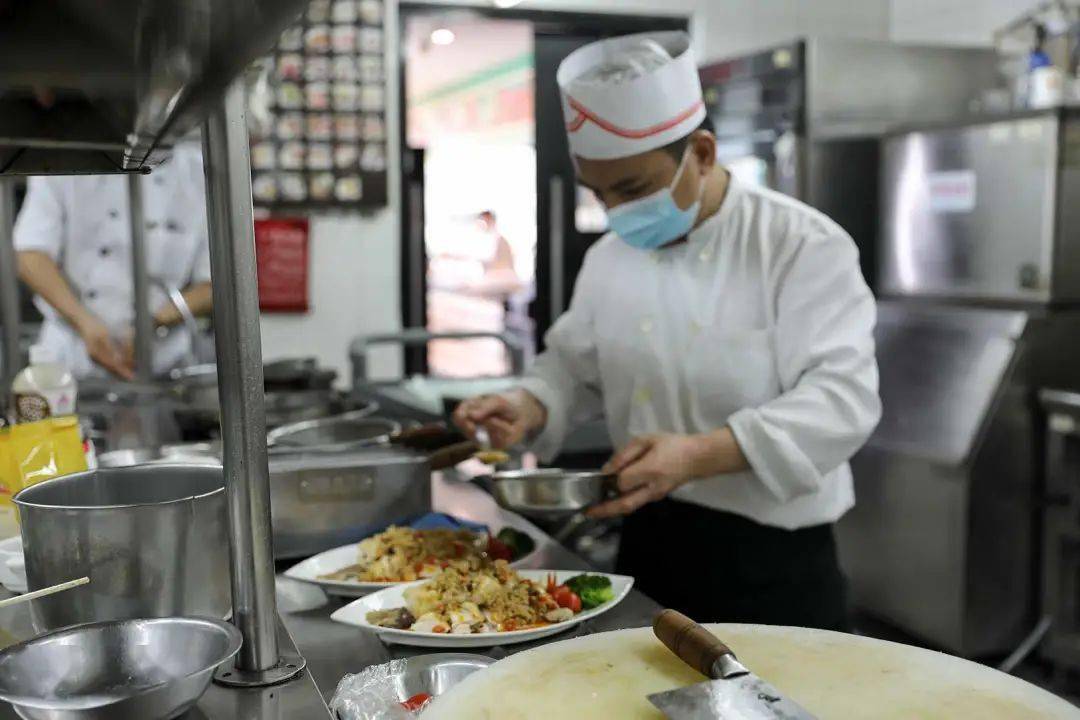 五强五化系列活动华厦大酒店开展第二届我最喜爱的菜式比赛