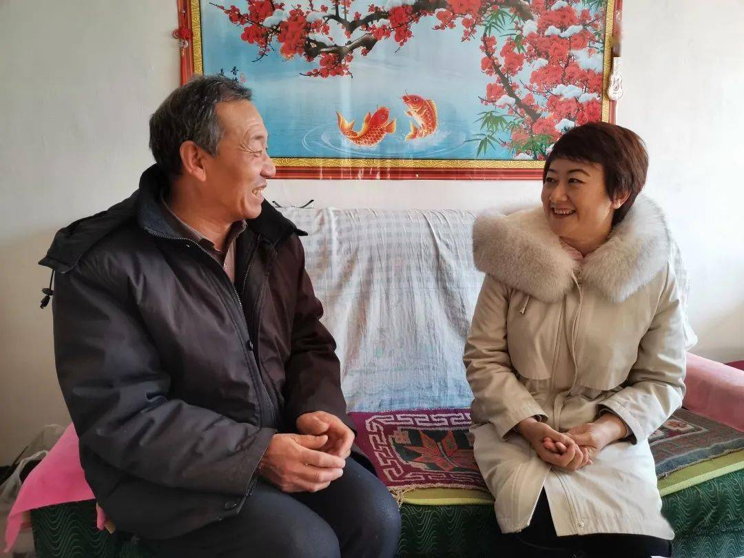 旗委副书记刘晓敏深入宝昌镇走访慰问