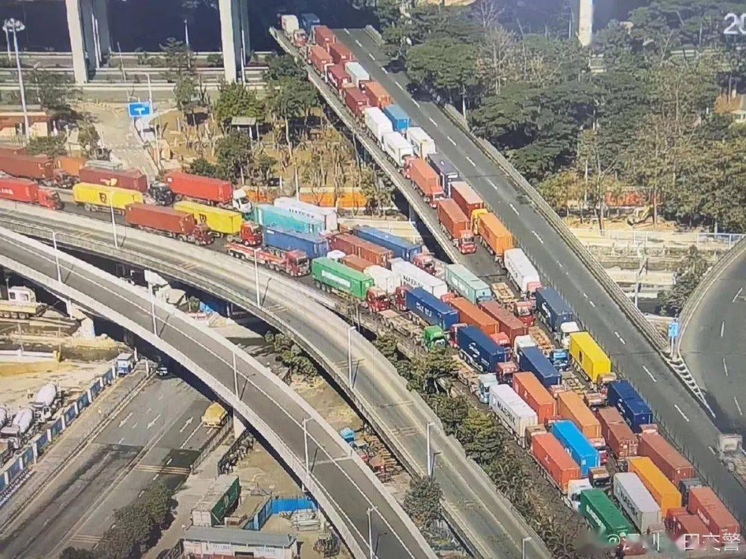 盐田港拥堵将持续盐田交警提醒小车这么走才能避免拥堵