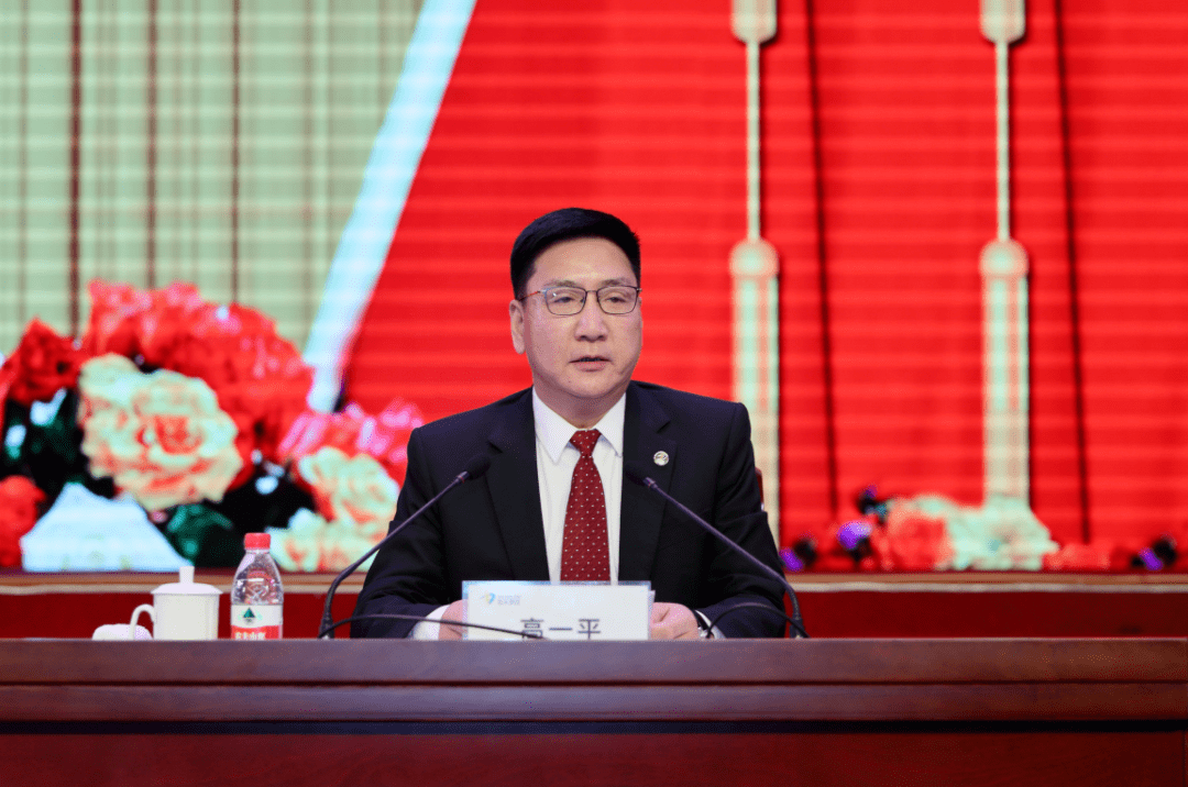 董才平强调,要统筹规划"三基地"发展布局,南通项目要围绕"五化五一流"