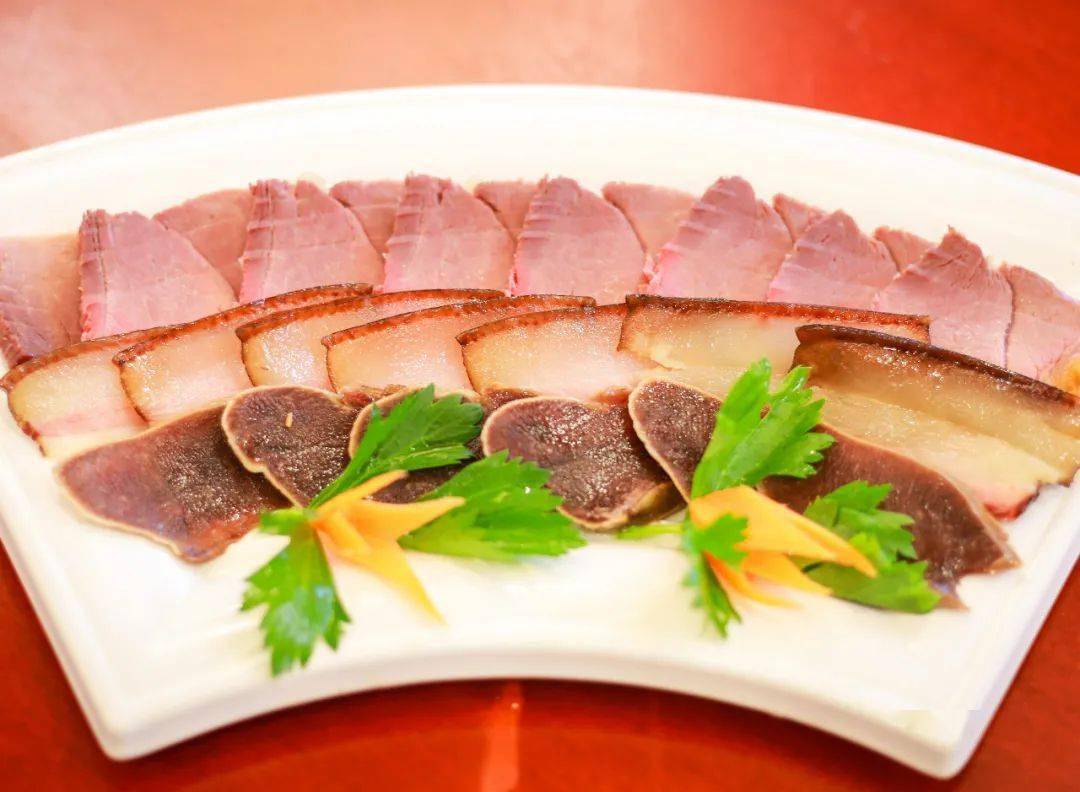 威宁就地过年,美食美景俱全!_草海