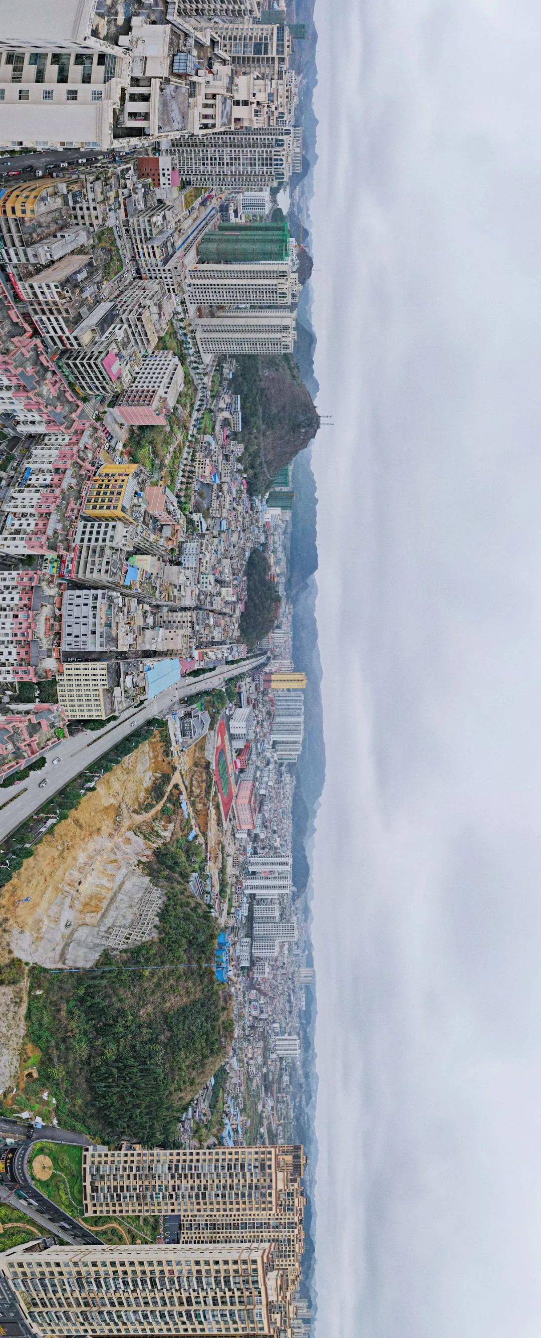 航拍镇宁崛起中的大镇宁点赞镇宁