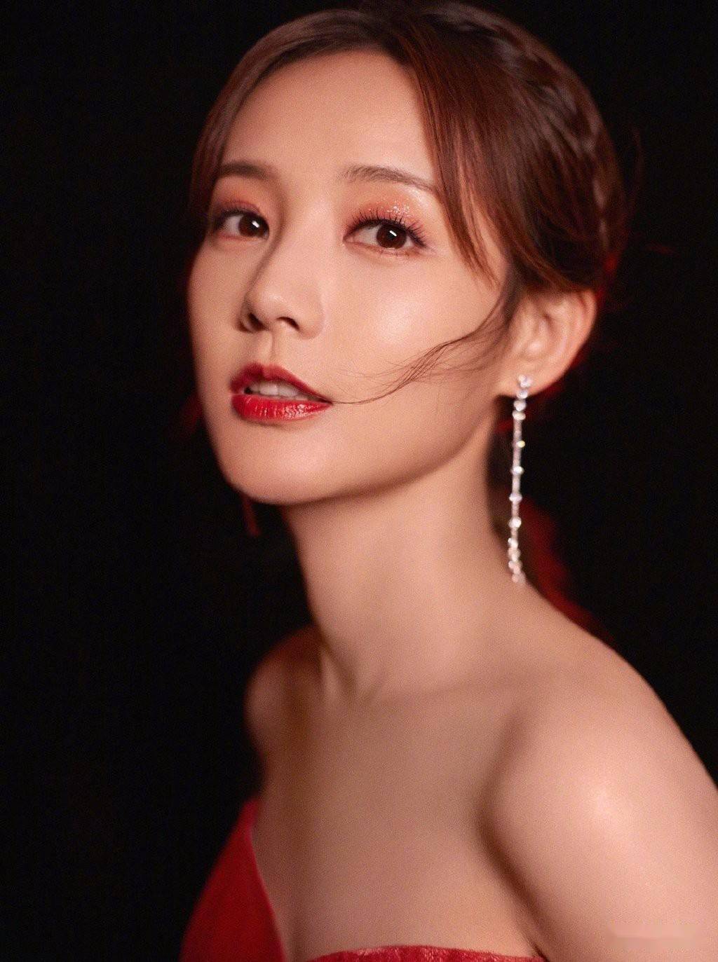 李一桐写真图集