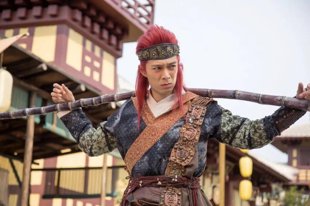 周柏豪新戏又濑嘢!网民:睇5分钟马上关机._电影