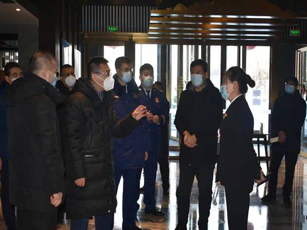 道里区委书记肖彬检查春节前消防安全工作