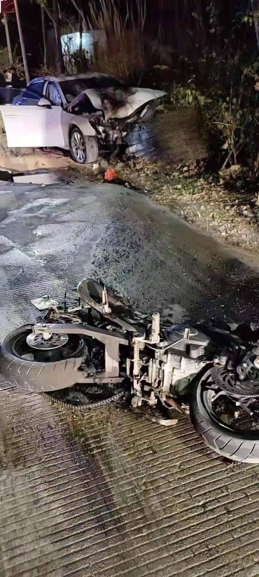 陆丰某地发生严重车祸,有人当场