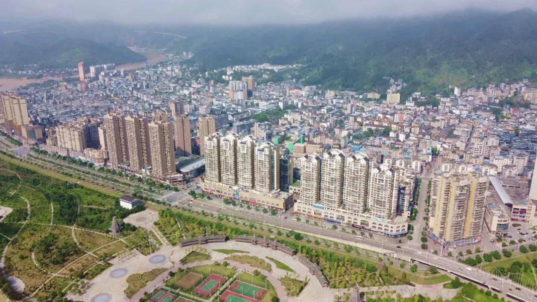赞!榕江县2020年营商环境评估排名全省第二名