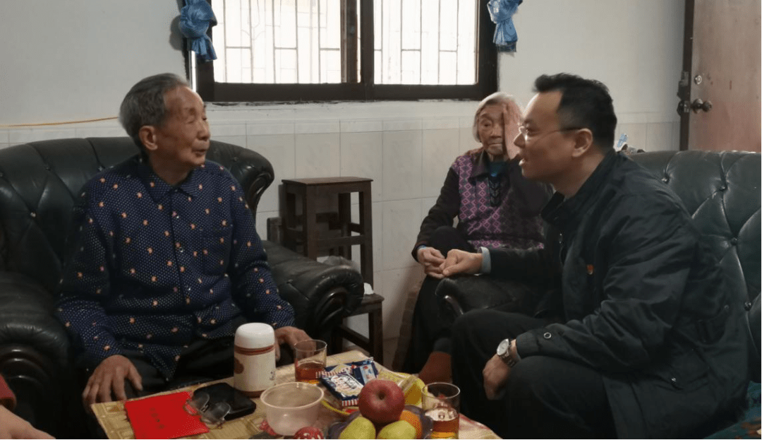 和平县领导,县委老干部局开展春节慰问活动