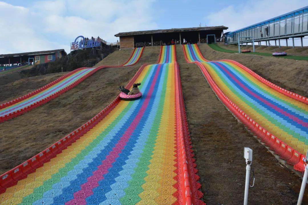 新年第一天,跳花坡景区热闹人欢喜!_经杭瑞