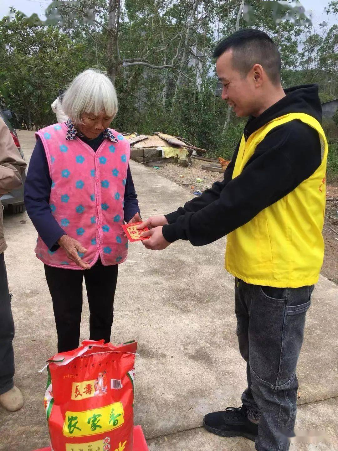 符氏多少人口_台湾有多少人口(2)