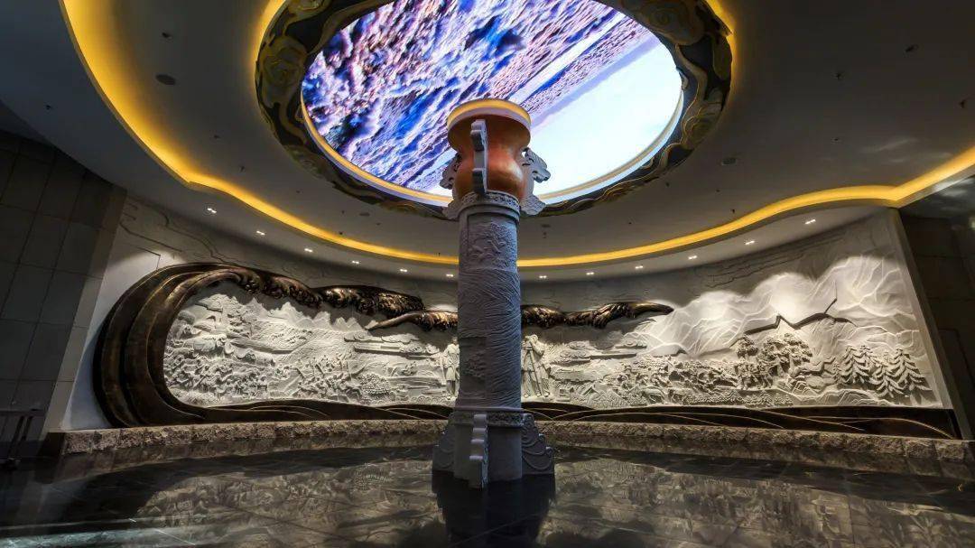 博物馆以呼玛尔地区历史文化为背景,围绕着"木秀金赤,龙江明珠"这一