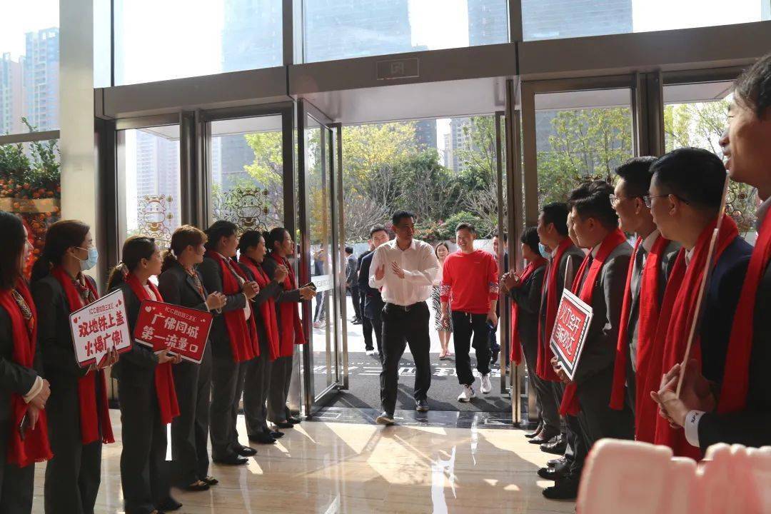 春节不打烊杨志成董事赴项目一线开展新春慰问