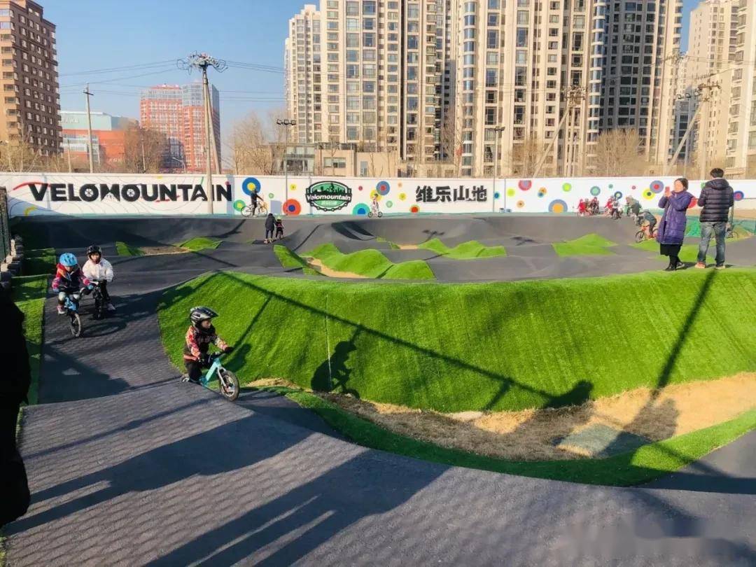北京新开超大专业泵道公园占地6000㎡50元随便骑