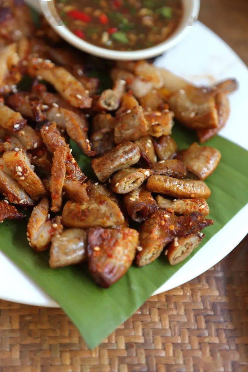 脚踏食地昆明没看到滇池的海鸥还好没有错过菌子火锅