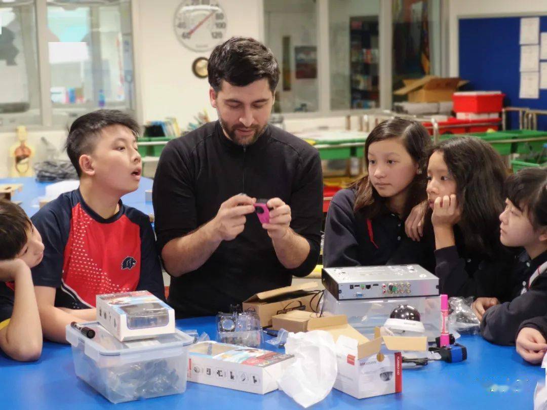 香港斯坦福美国学校一条龙直升的顶尖美式教育