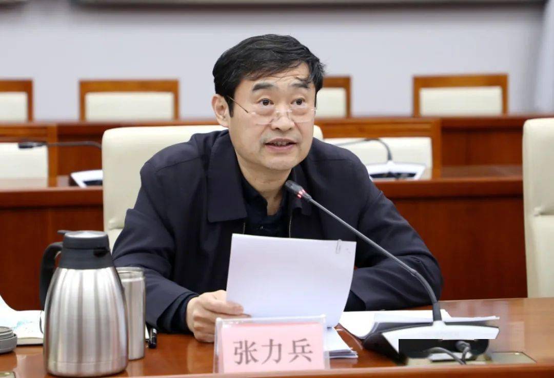 张力兵指出,当前我国的疫情防控工作取得了重大的战略成果,疫情整体