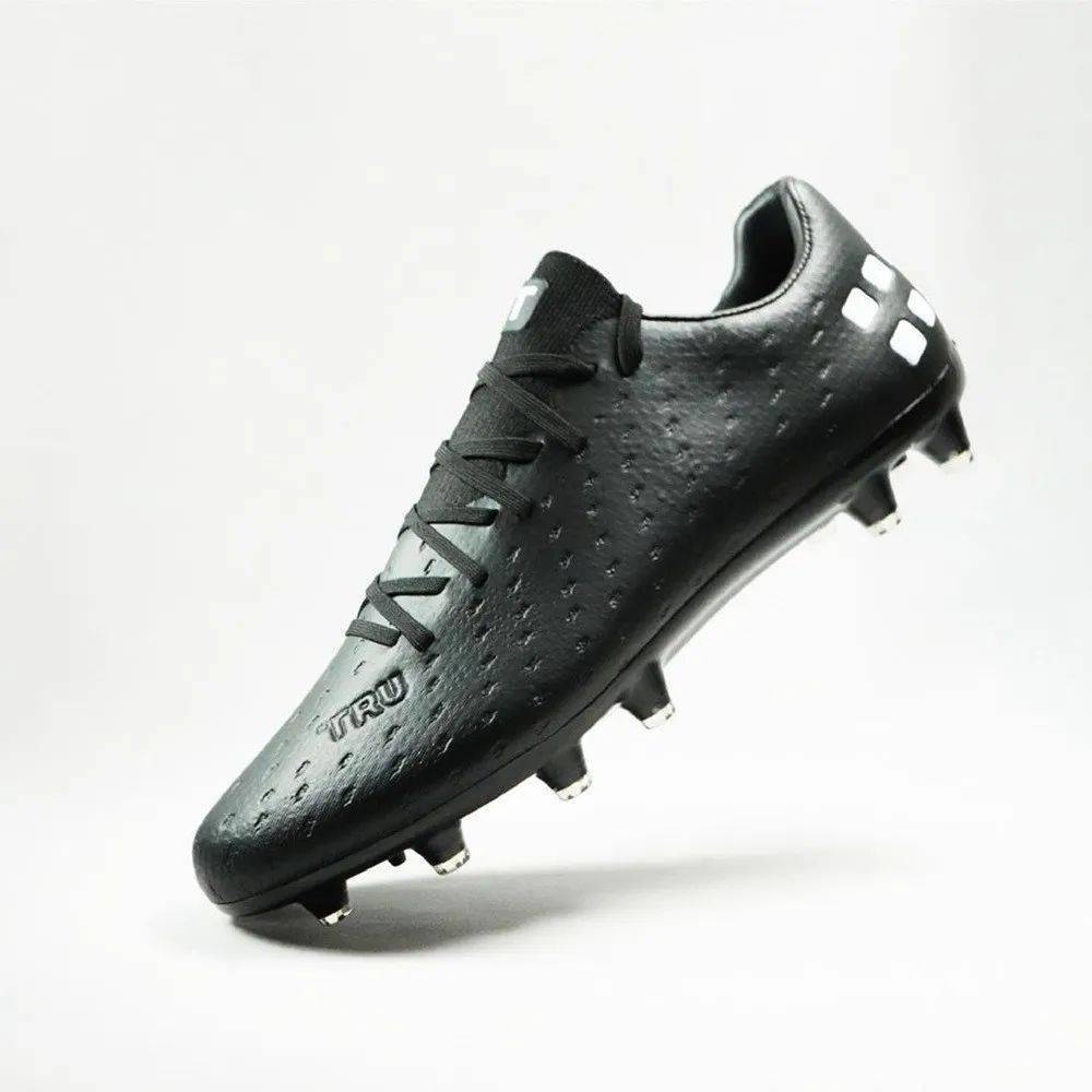 贝尔训练上脚trusoxtrutenaci足球鞋