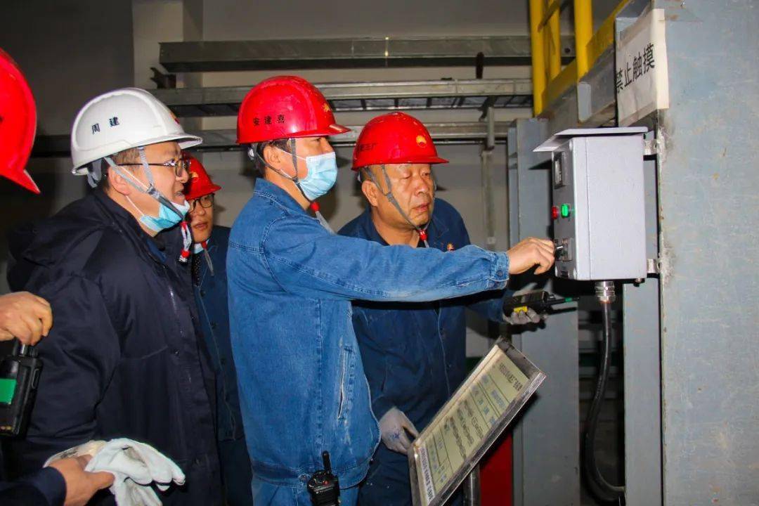 为保证三化肥装置复工开工统筹得到严格执行,化肥三厂按照装置开工