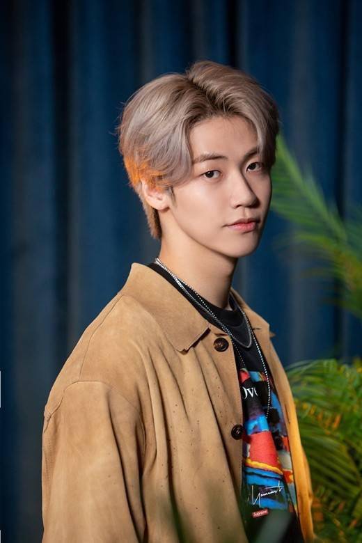 韩国男团nflying成员李承协个人单曲发布会