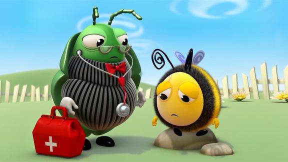 小蜜蜂:甲虫以为八仔病了,他为八仔检查身体,八仔只是太难过了