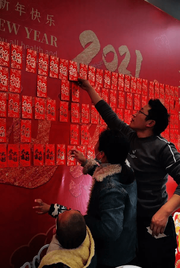 2月20日至27日到访锦天·禧悦江山营销中心,即可参与活动,红包不落空