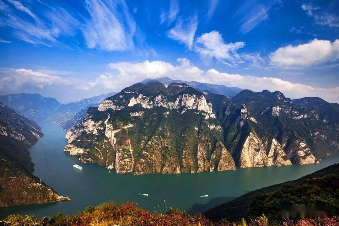 超五星涉外豪华游轮美维凯琳号重庆三峡豪华游轮五日游岳阳起止