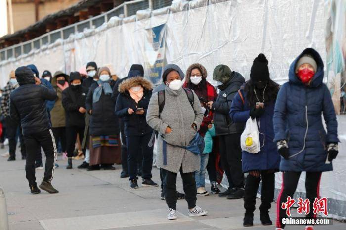 纽约人口罩_庆祝“抗疫成功”纽约2万人中央公园狂欢!现场人挤人大多不戴口