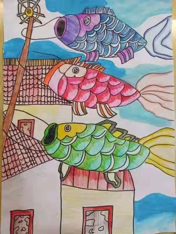 许承熙和他的作品二(1)班李孔垚和他的作品《年年有余》二(1)班谢卓颖