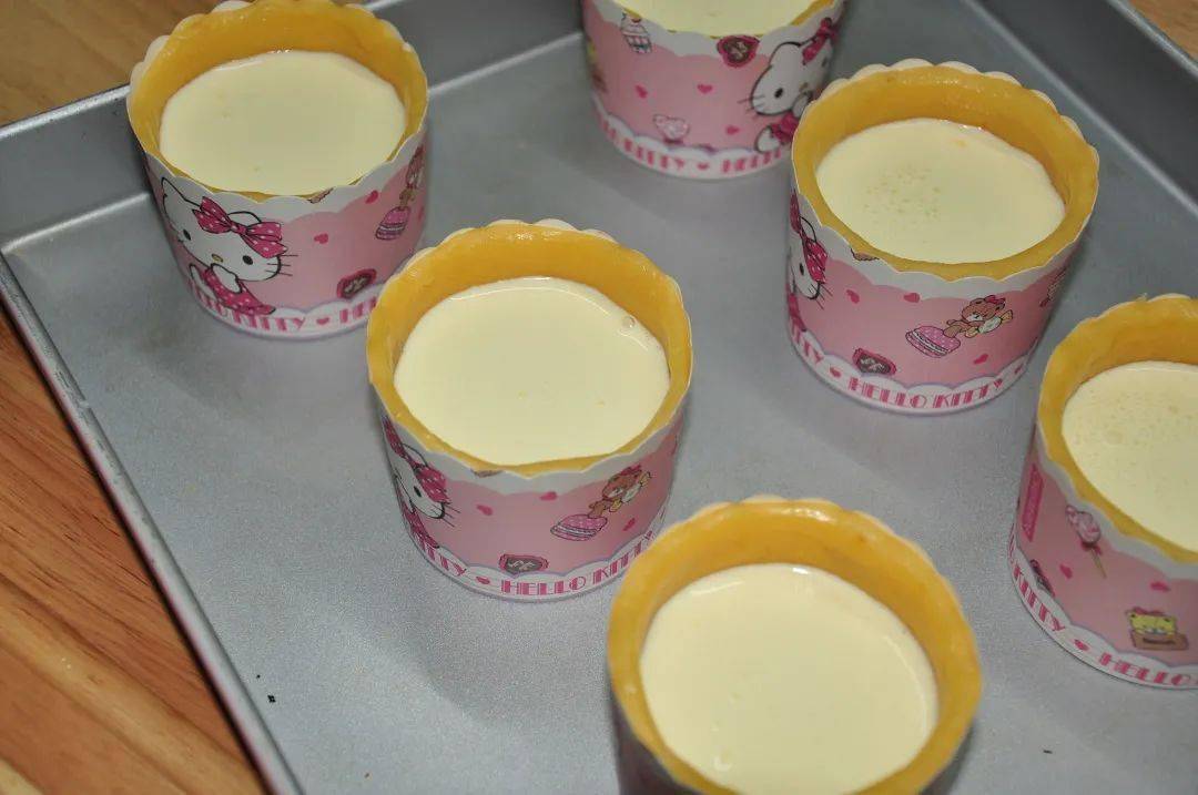▏呲溜一口【咸蛋黄红豆布丁塔】—— kt7069 hello kitty蛋糕纸杯