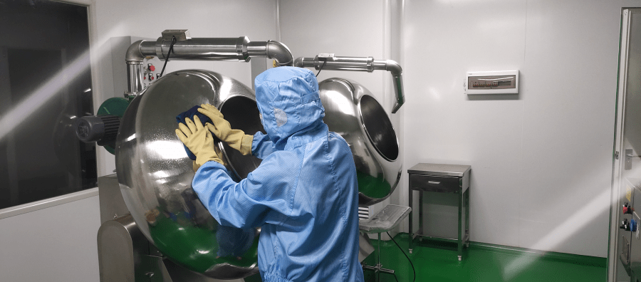 打造一所有温度的医院三十四制剂室进行生产环境检测