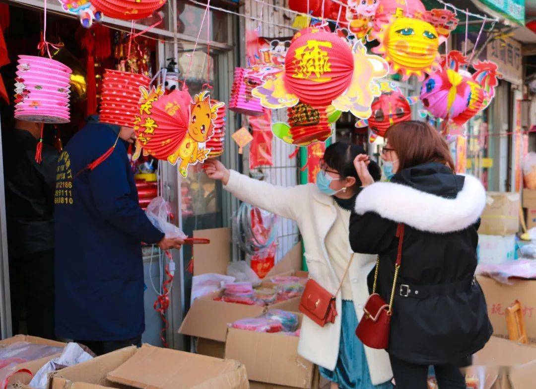 【携手走在春天里】元宵节预热,灯笼也玩出新花样_摊位