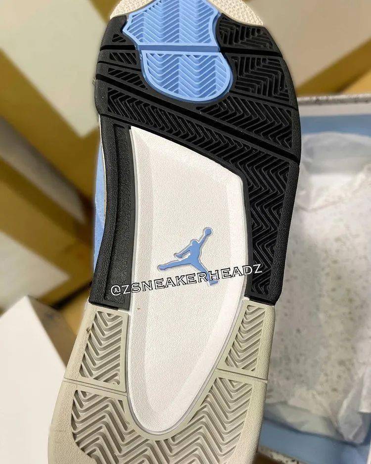 今年必入aj4大学蓝特殊鞋盒首次泄露