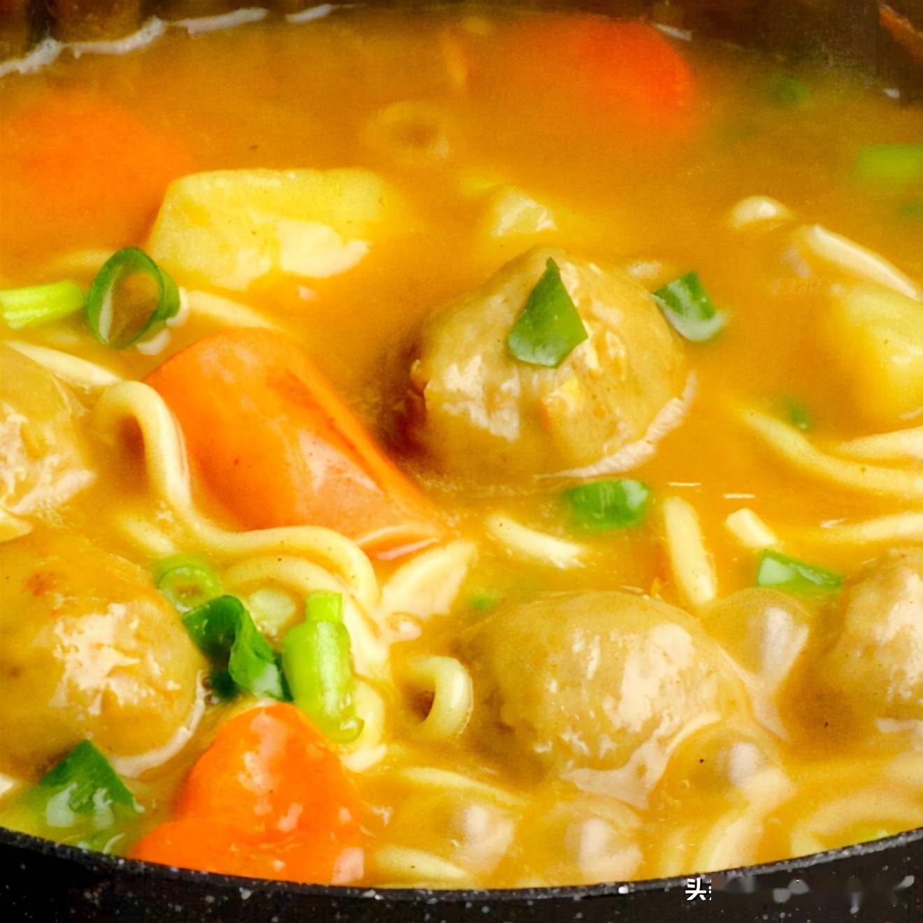 土豆咖喱丸子面