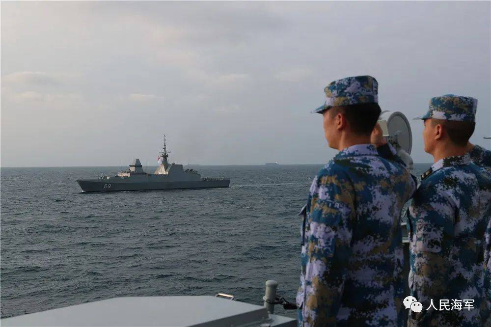 海军第36批护航编队指挥员吕东方表示,此次演习,我编队官兵展示了专业