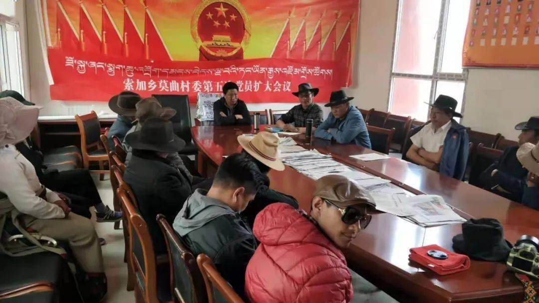 喜讯治多县索加乡莫曲村第一书记玉成荣获全国脱贫攻坚先进个人