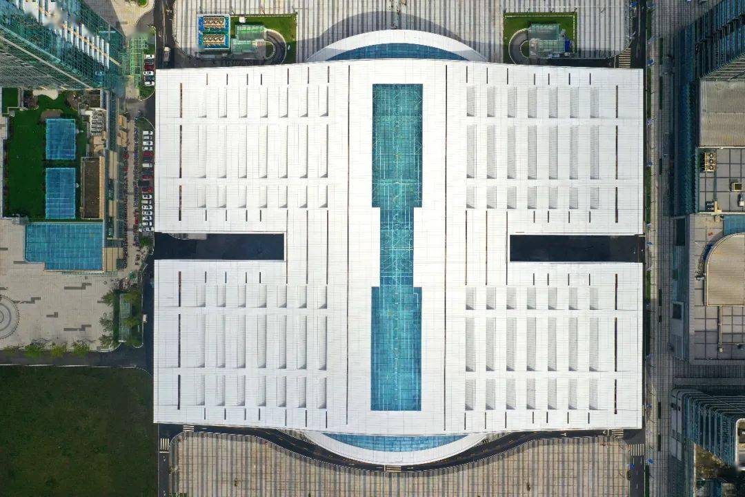 获奖作品鉴赏鲁班奖之宜宾三江新区会展中心