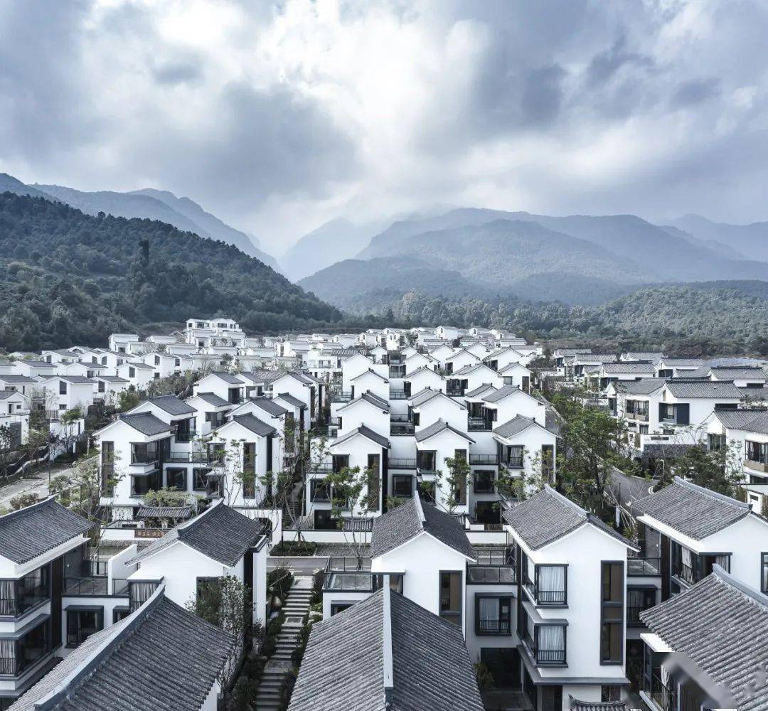 自然形态的叙事丨大理苍山小院