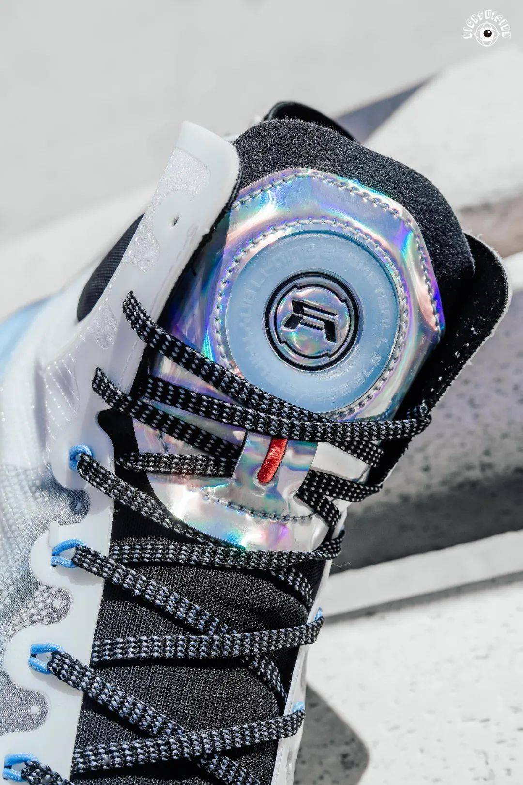 实战新语库里8的新配色怎么让我想起了怒买韦4全明星的八双哥