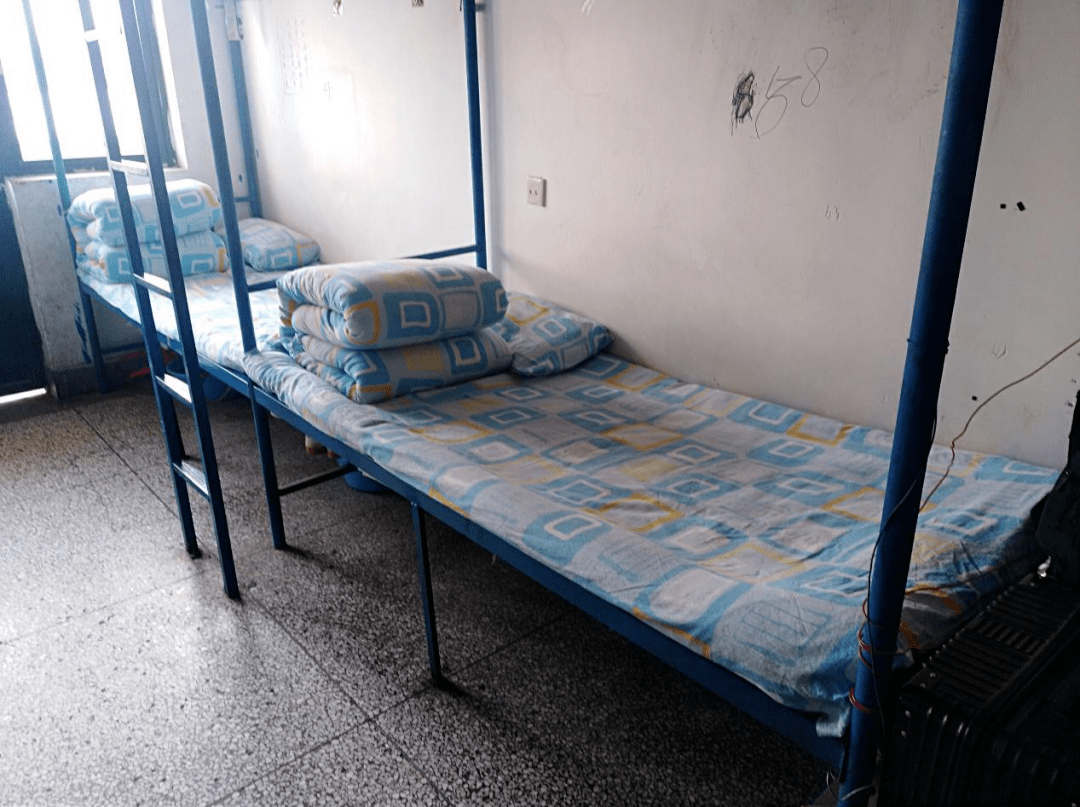 新学期再启航入学教育斗志昂扬天一中学开展2020级学生入学教育活动